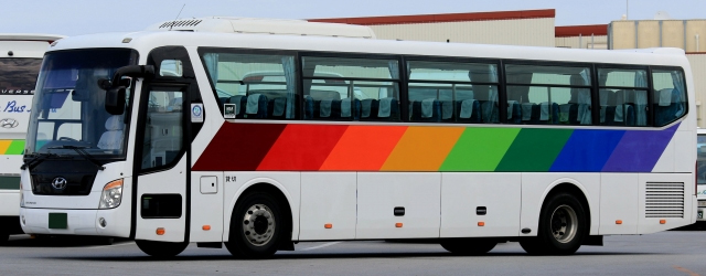 沖縄でタクシー・バス・ホテル送迎なら「沖縄 e-ハイヤー」へ｜観光バス