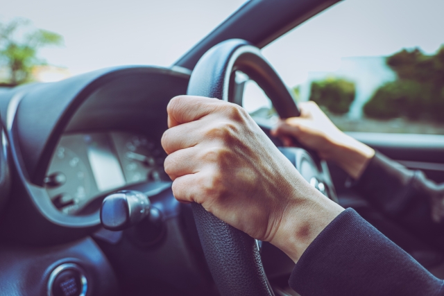 沖縄でタクシー・バス・ホテル送迎なら「沖縄 e-ハイヤー」へ｜運転手の配慮が無用